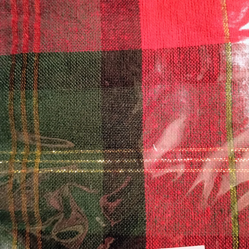 Trends Holiday Plaid Table Linens